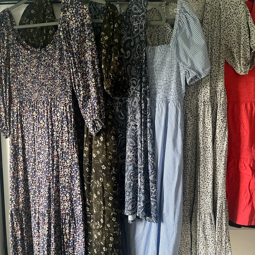 Floral And Solid Dresses Collection - image 2